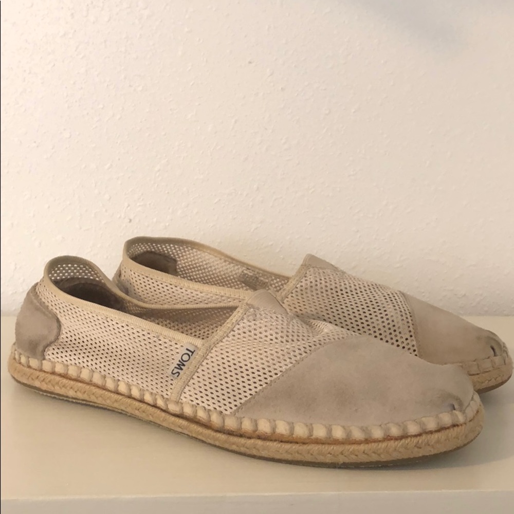 Women’s TOMS